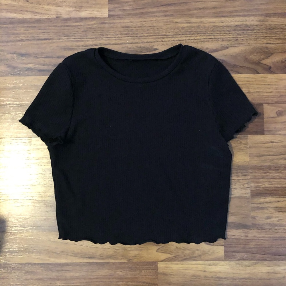 Black Lettuce Trim Crop Top